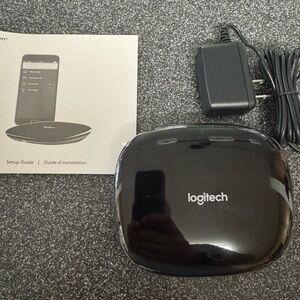 Logitech Black Wireless Charging Hub